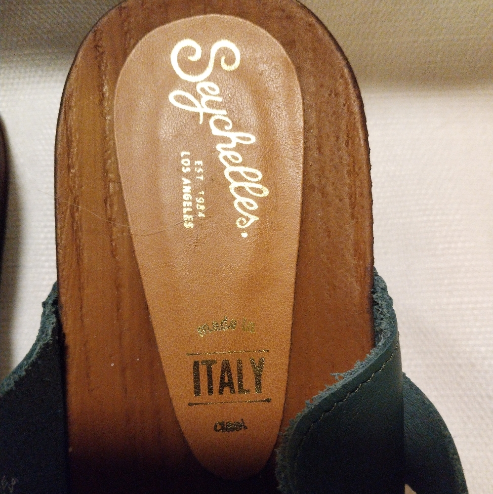 Seychelles Teal Leather Loud and Clear Studded Clog NWOB - Picture 6 of 9